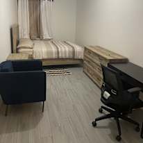 BROOKLYN APARTMENT SHARE LONG OR SHORT TERM's room