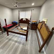 Diego C Alvarado's room