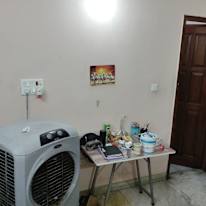Saurabh Dixit's room