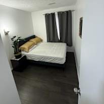 Kervy Fernandez's room