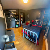 Brent McCombs's room