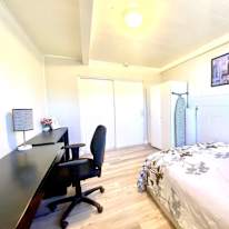 Ric's room