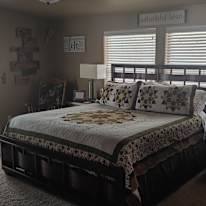 Lisa's room