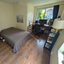 Jeni's room