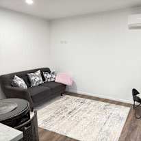 Karren Davenport's room