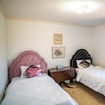 Gul's room