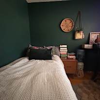 Elisa's room