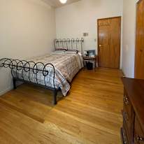Etienne's room