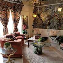 Truly's room