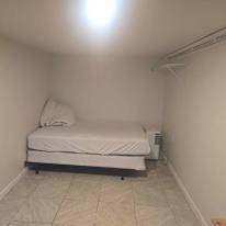 Lu No's room