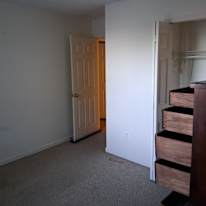 Elizar's room