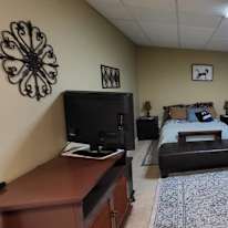 Liz's room