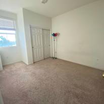 Golden Gate Rentals's room