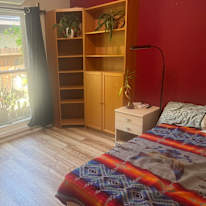 B's room