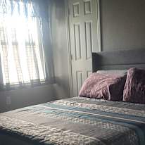 Efrain's room