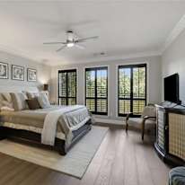Lois's room