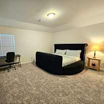 Divin's room