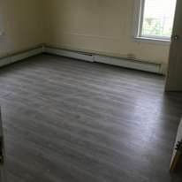 Jen's room