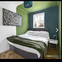 Selina's room