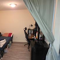 Jisu's room