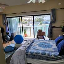 Elle's room