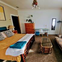 Lenny's room