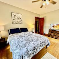 Cincy Furnished Stays's room
