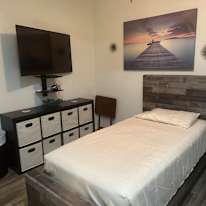 Craig's room