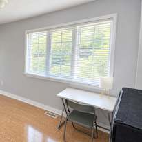 José's room