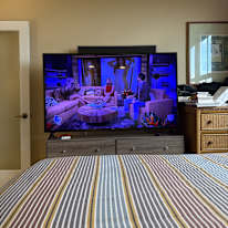 Roberto's room