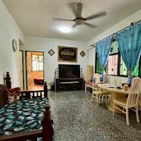 Nastro's room
