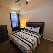 Amr's room