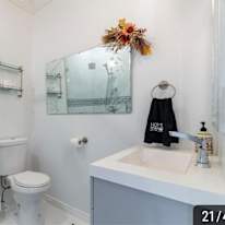 Julie Tuoi Ngo's room
