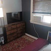 Thomas's room