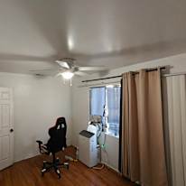 Hans's room