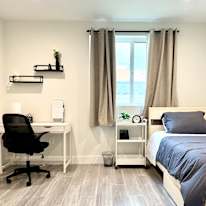Gary's room