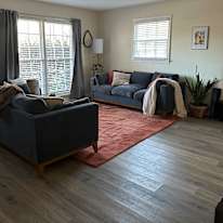 Dee's room