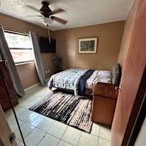 Lee's room