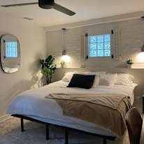 SHARLENE M SOLOMON's room