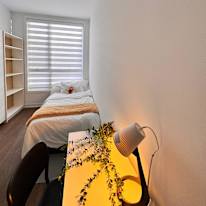 Housingfouryou's room