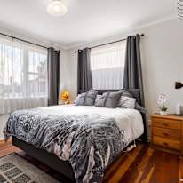 Tom's room