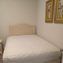 Linda Alonso's room