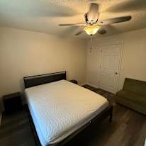 Tee's room