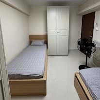 Chua 's room