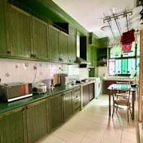 Nastro's room