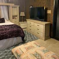 Neigh's room