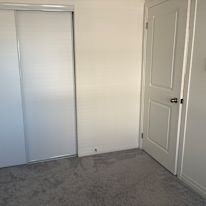 Leslie's room