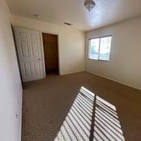 Em's room