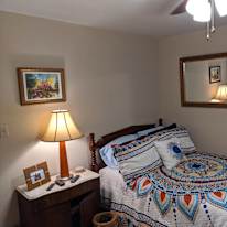 J Mo's room