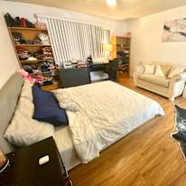 Ric's room